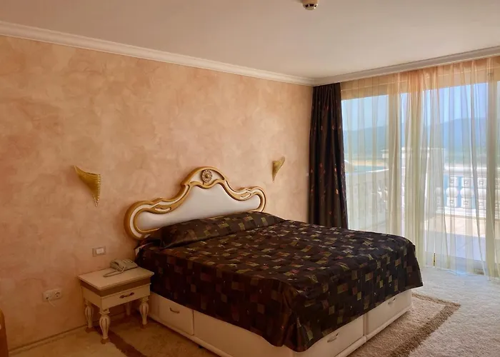 Rezort Duni Marina Royal Palace 5*