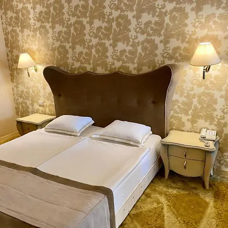 Здравен курорт Duni Marina Royal Palace 5*