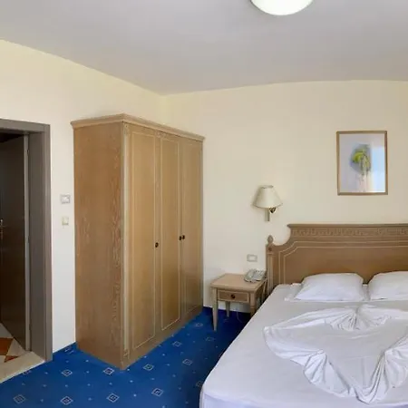 Duni Marina Royal Palace 5*