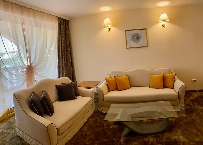 Duni Marina Royal Palace