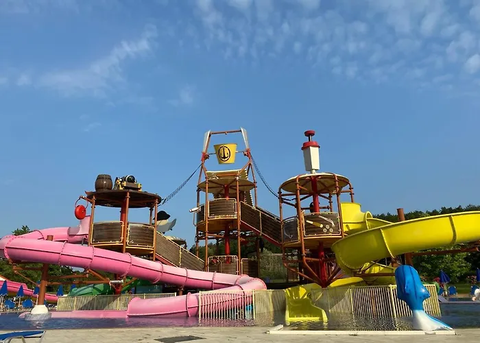 Ośrodek wypoczynkowy Duni Marina Royal Palace 5*