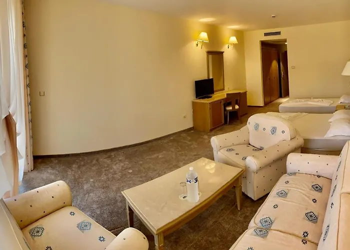 Ośrodek wypoczynkowy Duni Marina Royal Palace 5*